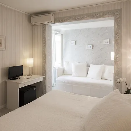 Du Parc 3*